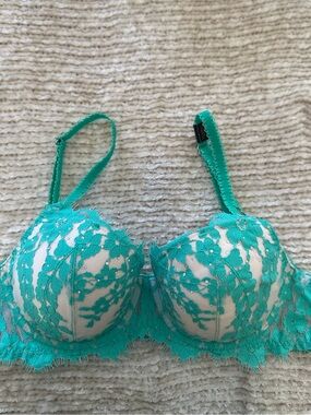Victoria Secret Turquoise Lace Underwire Bra - Women Intimates